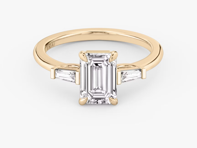 VRAI The Three Stone Emerald Engagement Ring
