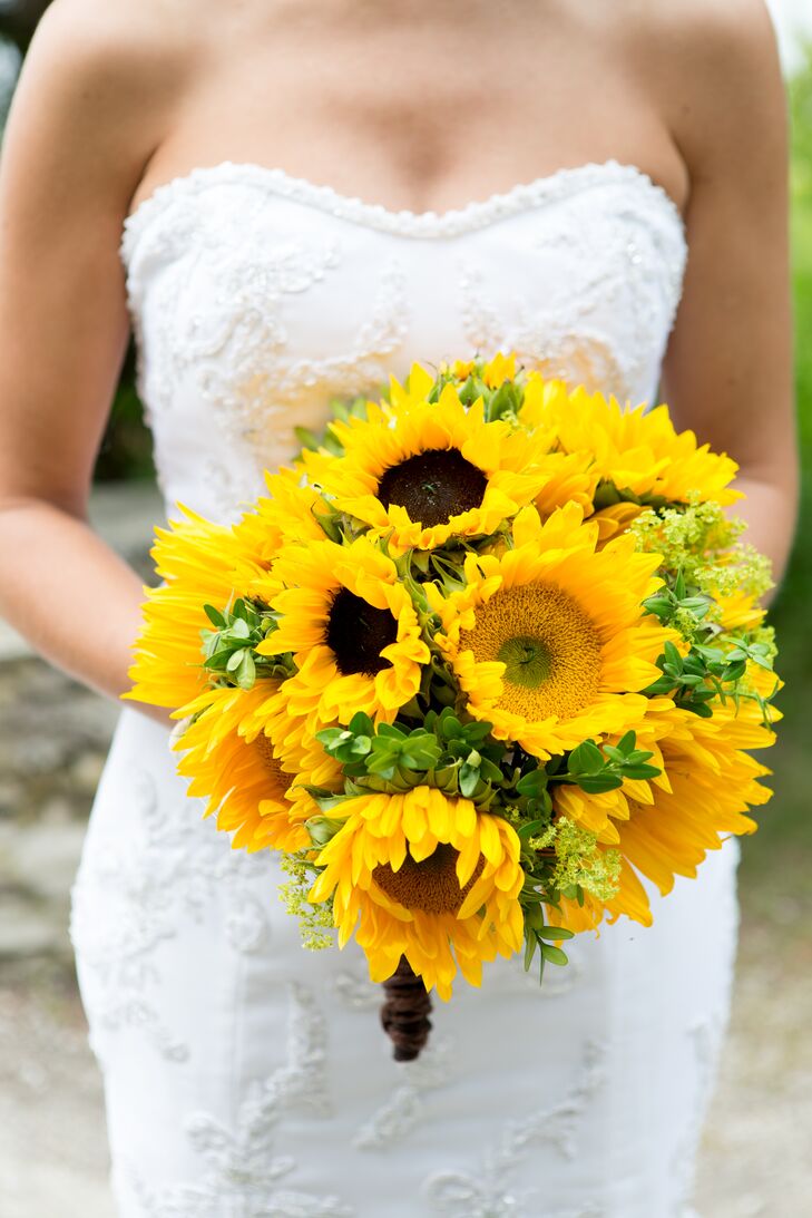 Bright Yellow Sunflower Bouquet