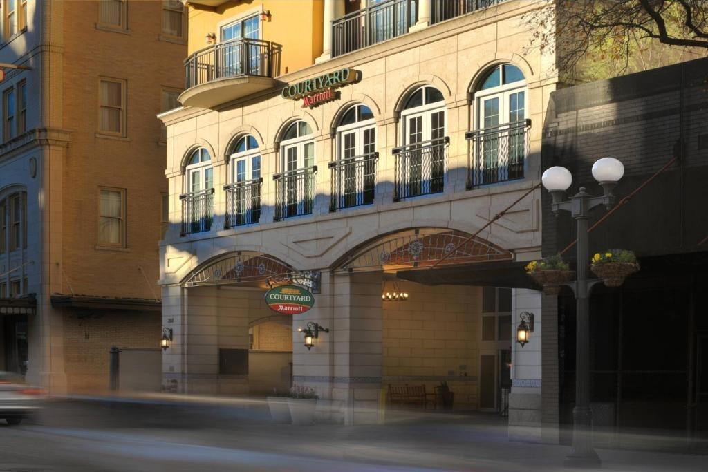 Picture of Courtyard San Antonio Riverwalk