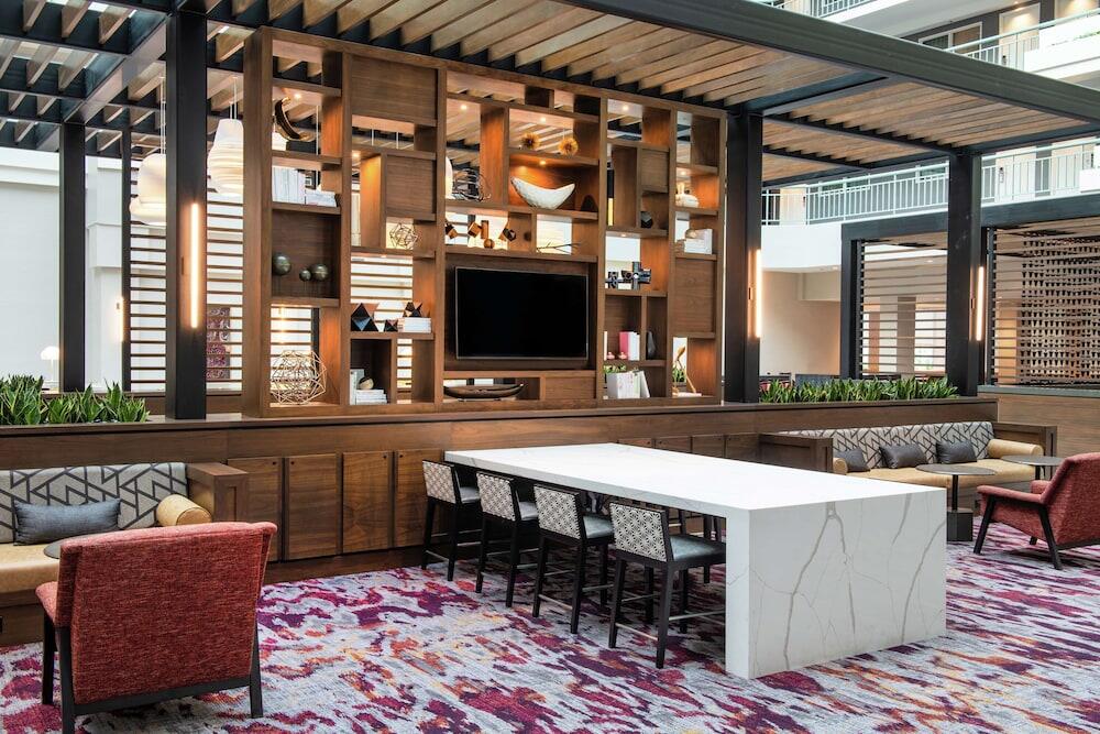 Picture of Embassy Suites by Hilton Walnut Creek