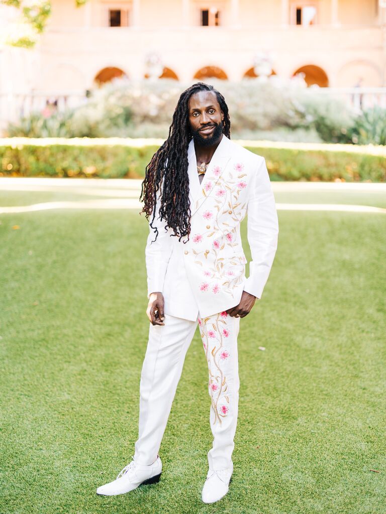 Long dreadlocks for the best men's wedding hairstyle