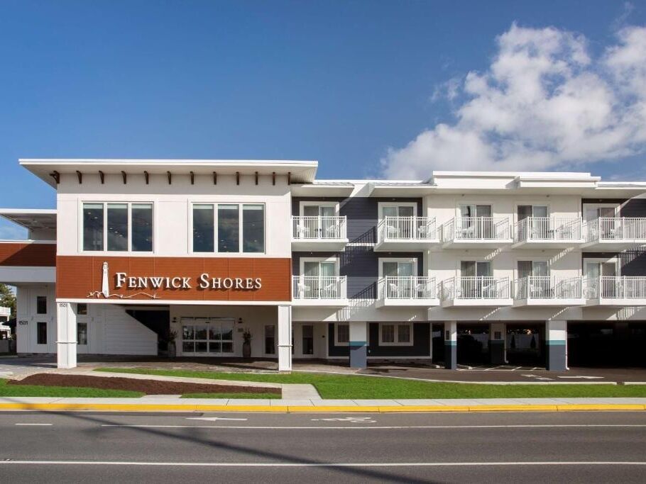Picture of Fenwick Shores, Tapestry Collection by Hilton