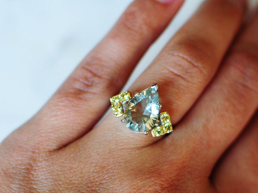 46 Colored Engagement Rings That Stand Out on Your Hand