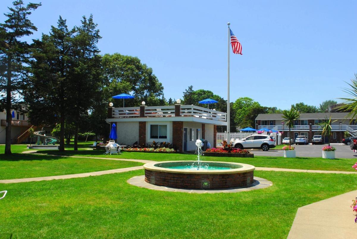 Picture of Breezeway Resort