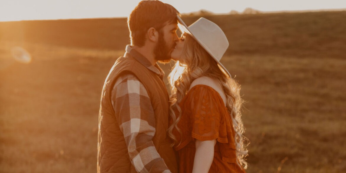 Hannah & Luke Home Page Banner