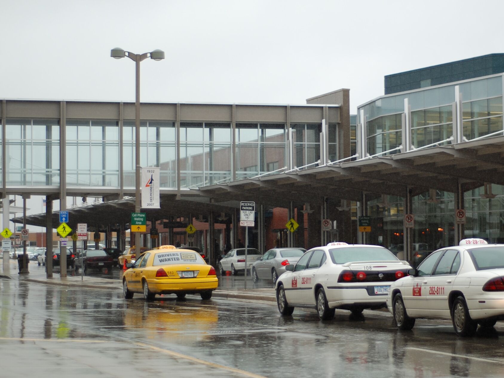 Picture of Des Moines International Airport