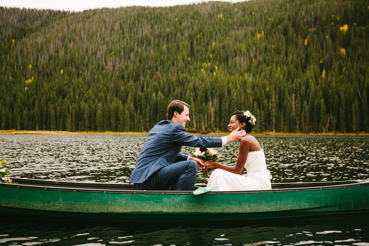 Intimate and modest defines Ayantu Omer (26 and a relocation coordinator) and Jake Wirtz’s (27 and a project manager) elopement among the autumn flowe