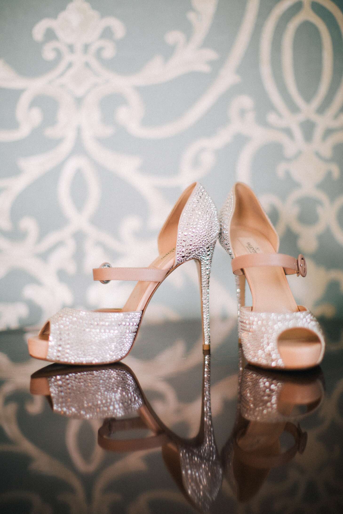 Måltid fattige Merchandiser Valentino Microstud Peep Toe Bridal Shoes