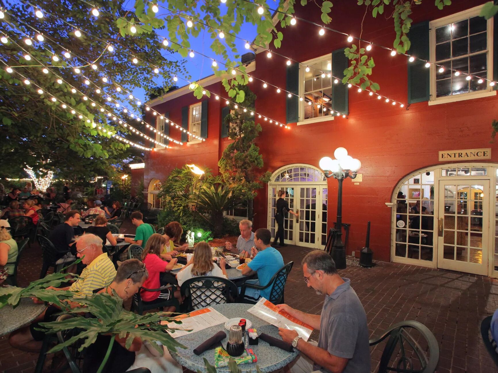 Picture of Harry's Seafood, Bar & Grille