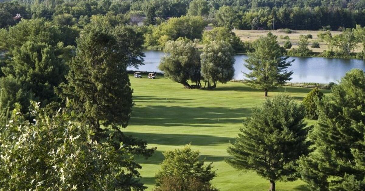 Picture of Lake Hallie Golf Course / Bar & Restaurant