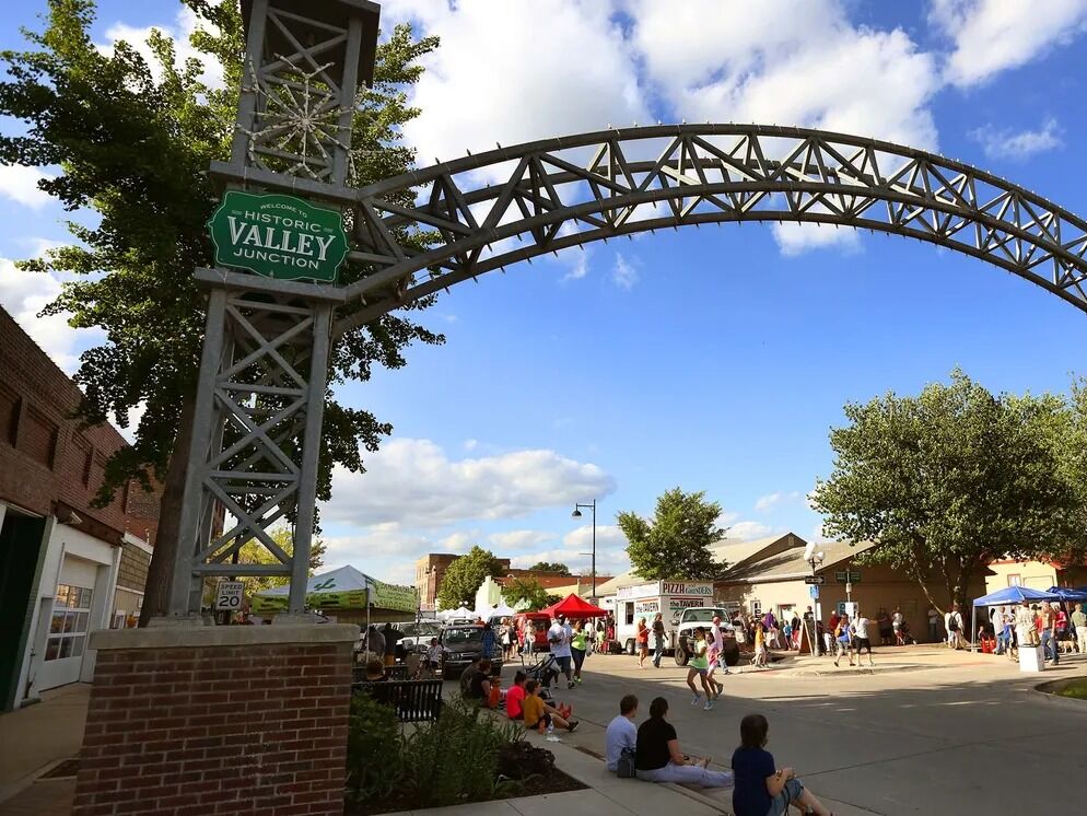 Picture of Valley Junction Plaza