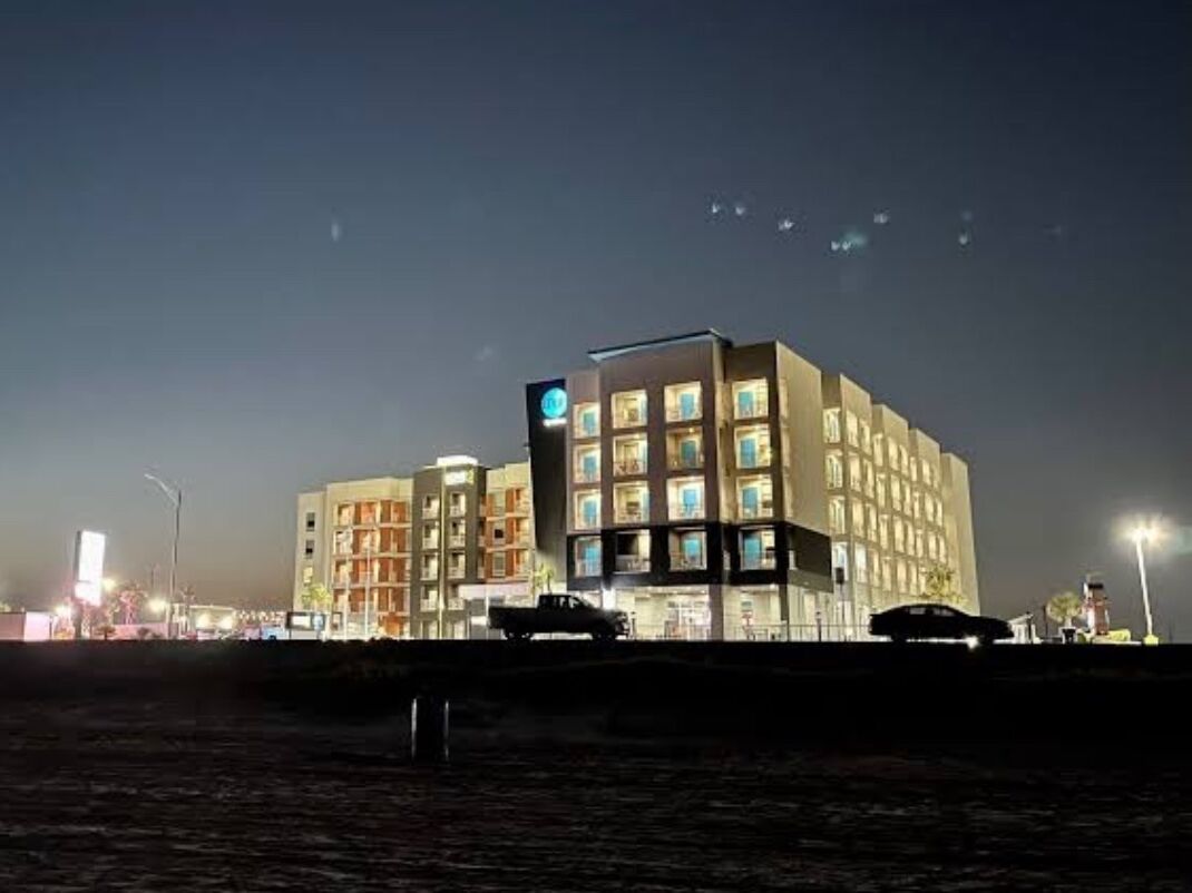 Picture of Tru by Hilton Galveston