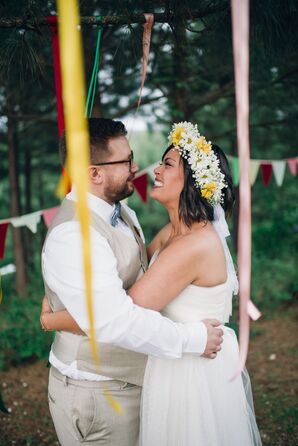 Whimsical Daisy and Baby's Breath Flower Crown