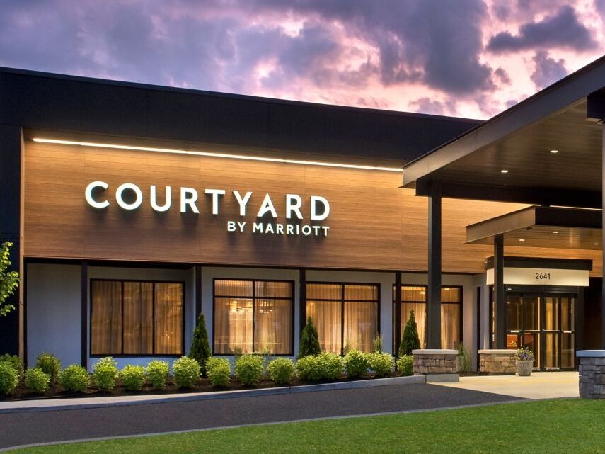 Picture of Courtyard Poughkeepsie