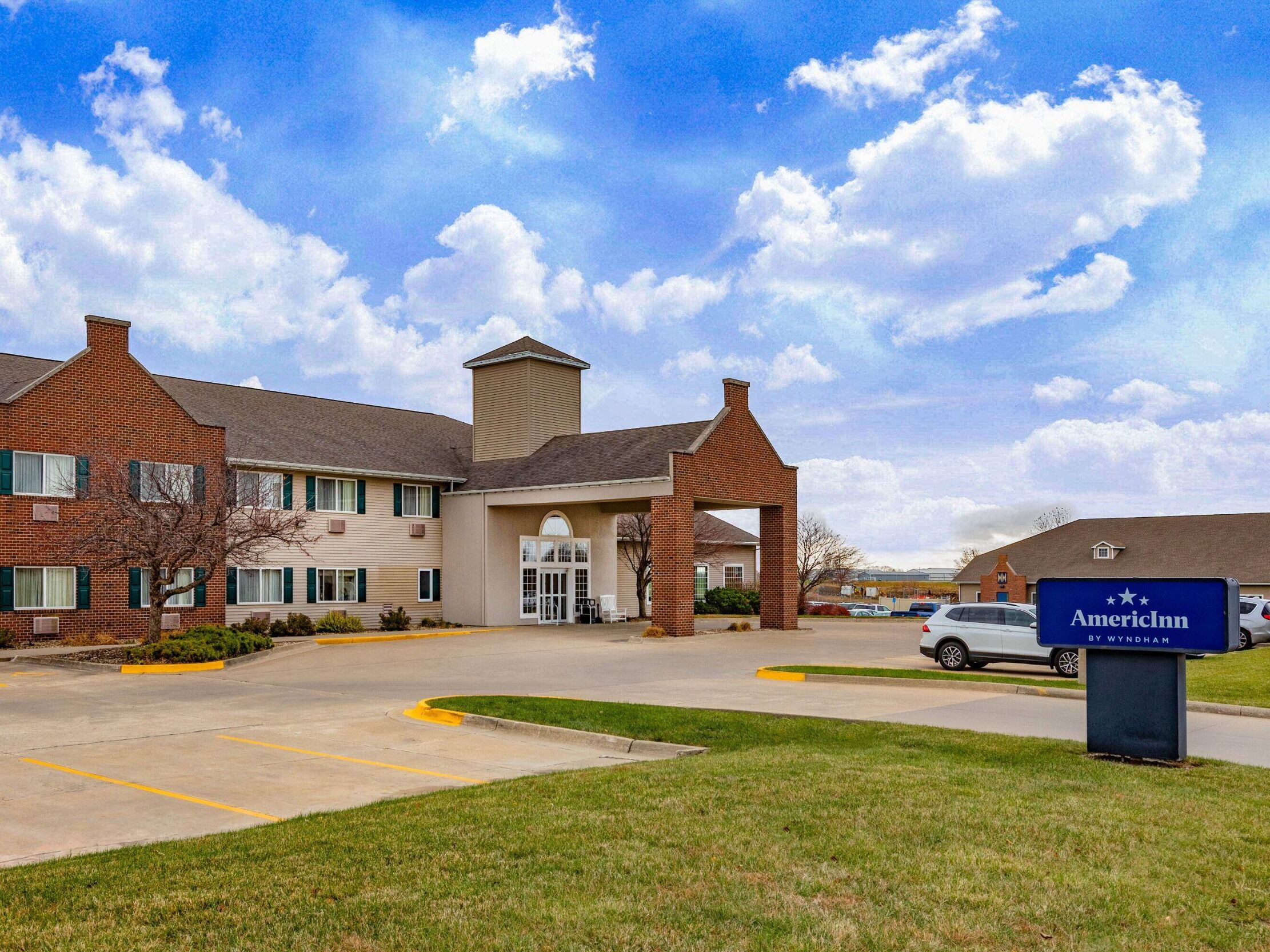 Picture of AmericInn by Wyndham Pella