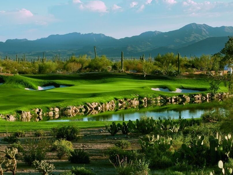 Picture of Golfing