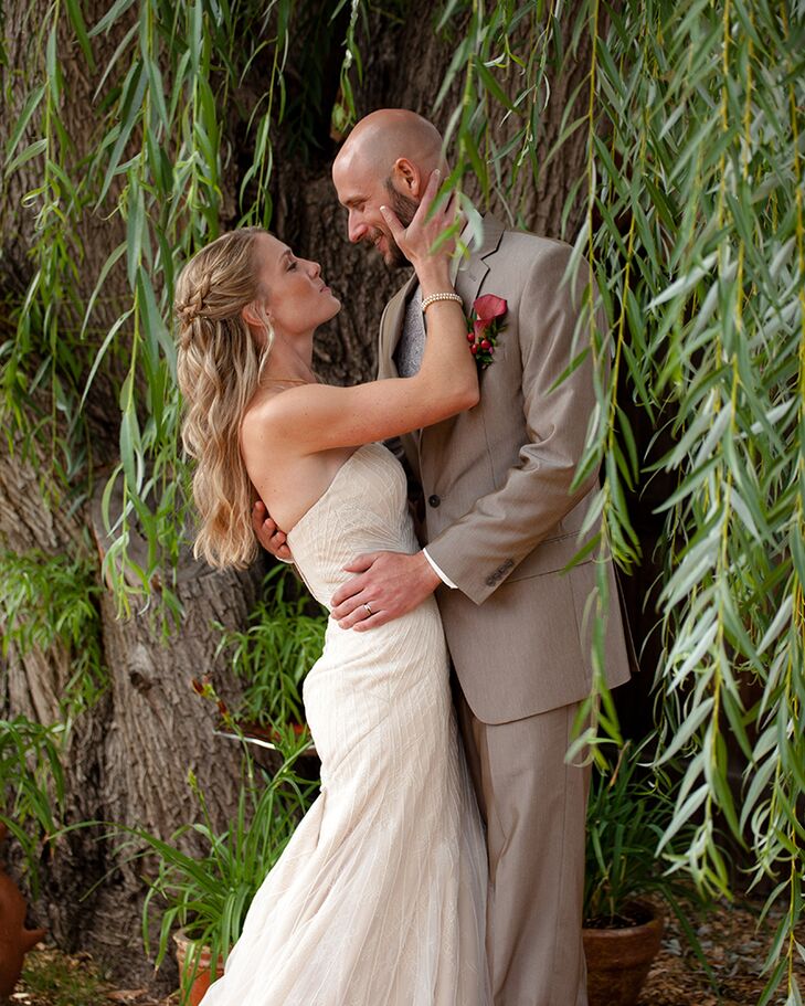 Sharon McMillian (28 and a registered nurse) and Eric Sjoden (32 and a registered nurse) met during a core class at the gym. Six years later, Eric pro
