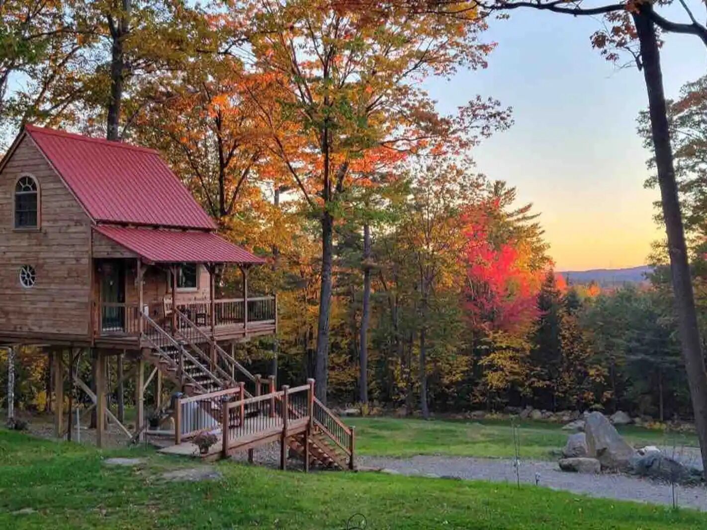 Picture of Treehouse in Stoddard, NH