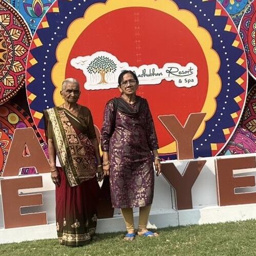 Arunaben & Sunitaben 