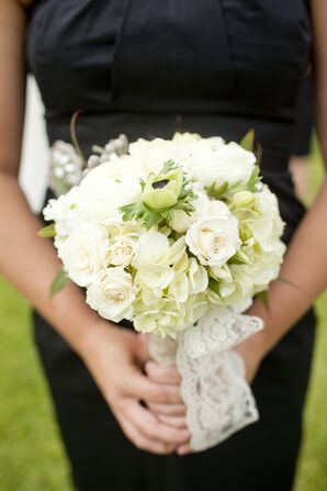 Cream Bridesmaid Bouquet