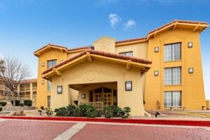 Picture of La Quinta Inn by Wyndham El Paso West