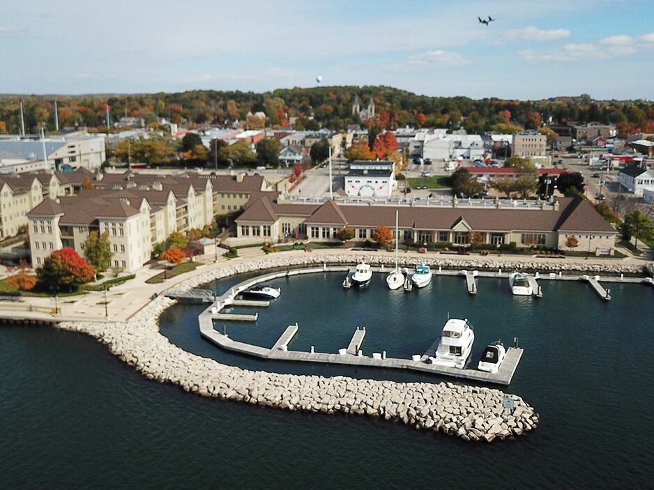 Picture of Stone Harbor Restaurant & Pub