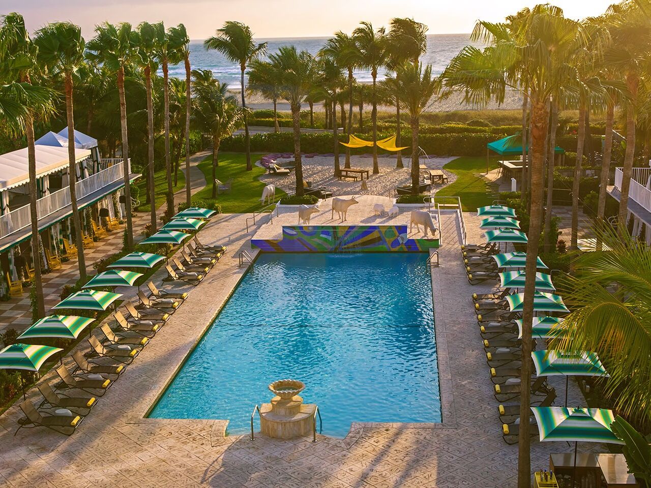 Picture of Kimpton Surfcomber Hotel