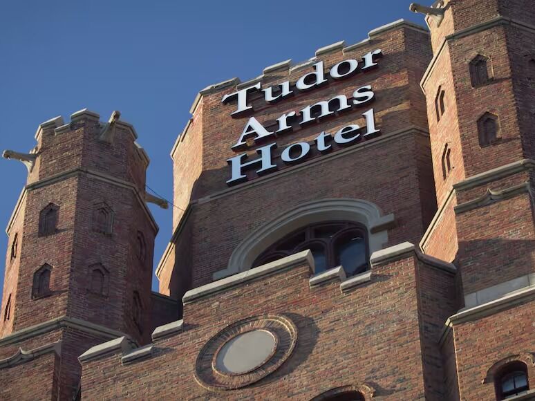 Picture of The Tudor Arms Hotel Cleveland - a DoubleTree by Hilton