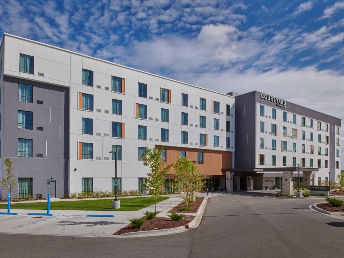 Picture of Courtyard by Marriott Petoskey at Victories Square