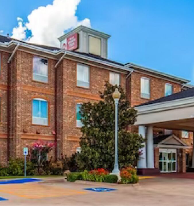 Picture of Best Western Plus Waxahachie Inn & Suites