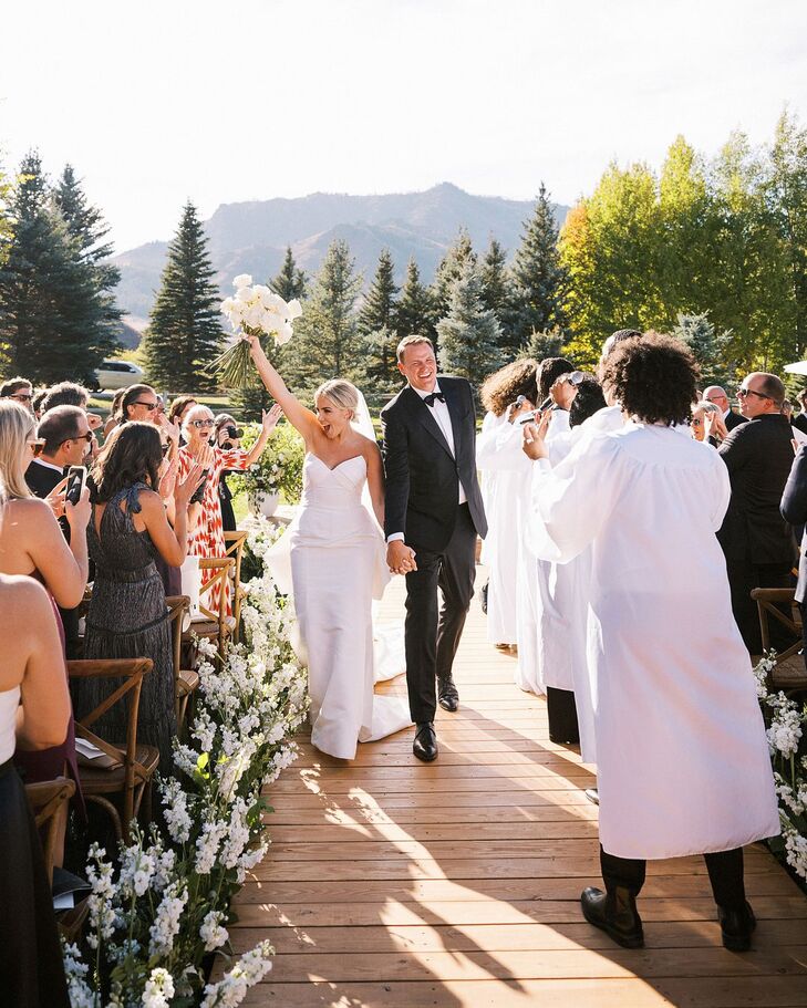 Wedding Recessional With Gospel Choir