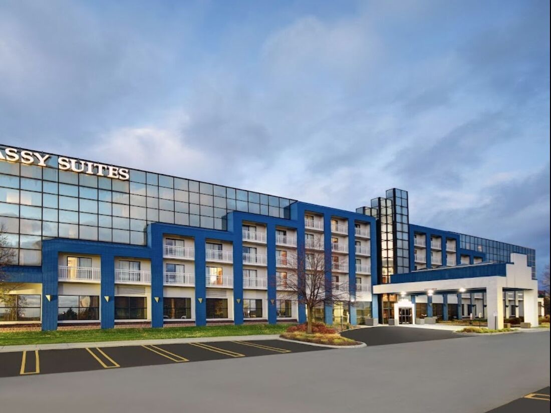 Picture of Embassy Suites by Hilton Detroit Livonia Novi