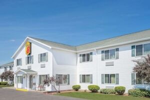 Picture of Super 8 by Wyndham Canandaigua
