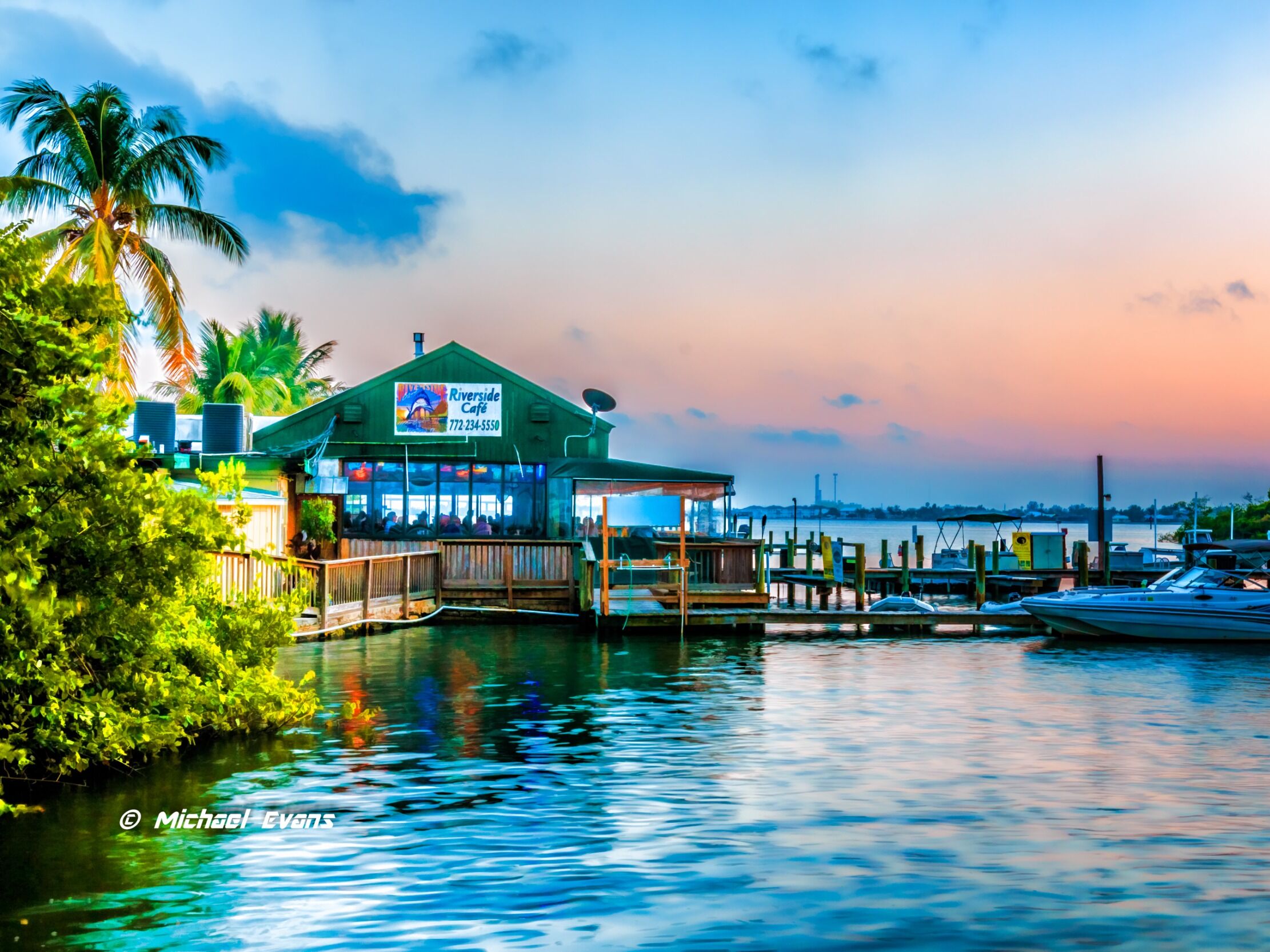 Picture of Riverside Cafe