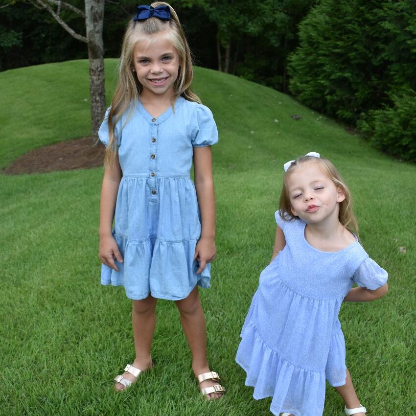 Laren and Bella Camerire