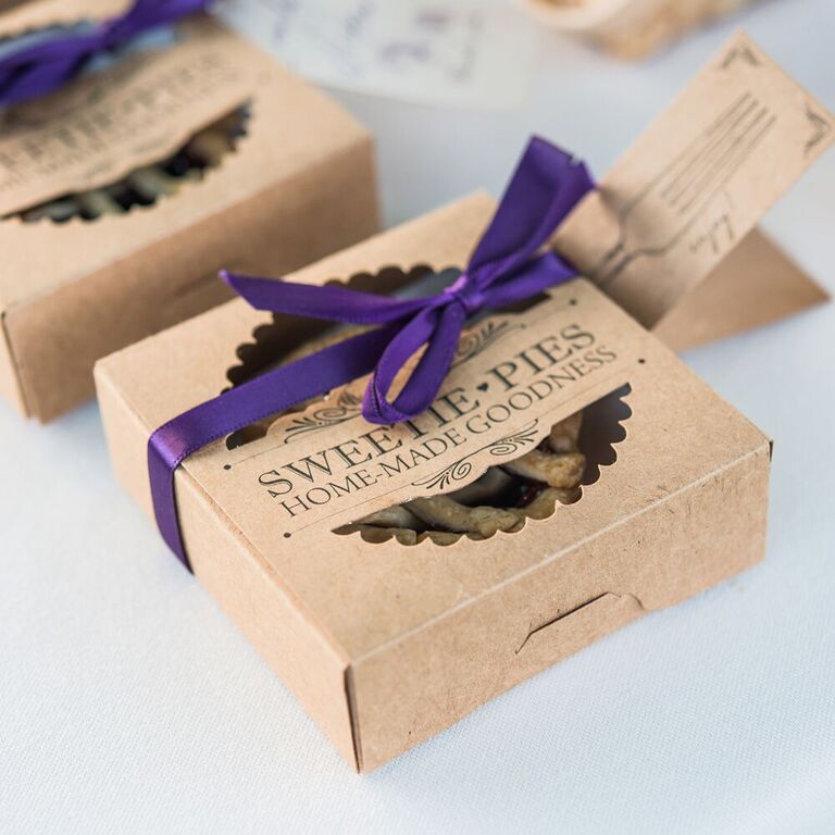 Mini pies in boxes 