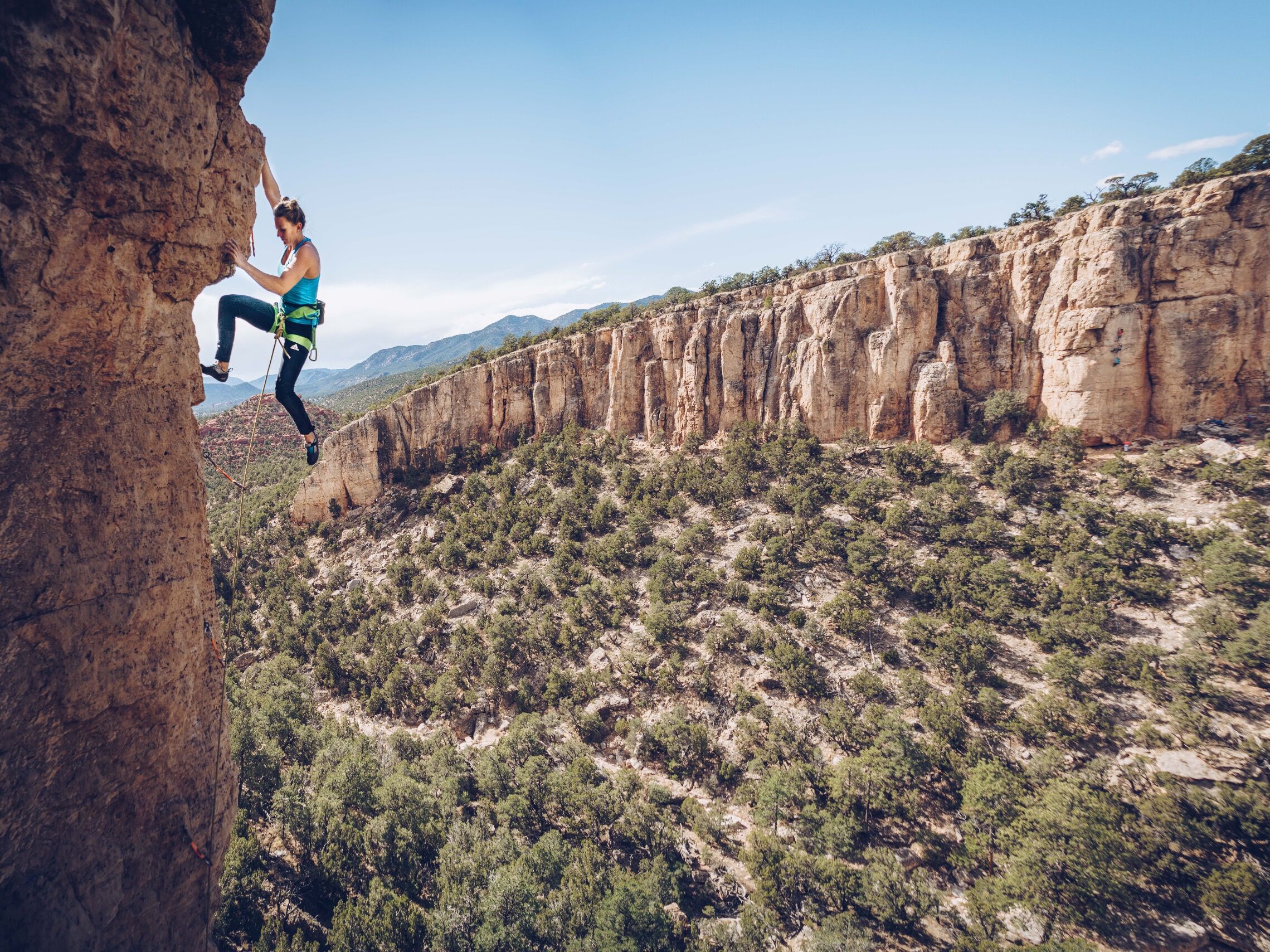 Picture of Shelf Road Rock Climbing