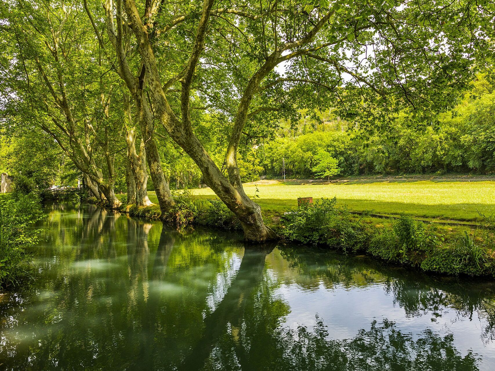 Picture of La vallée de l'Eure à Uzès