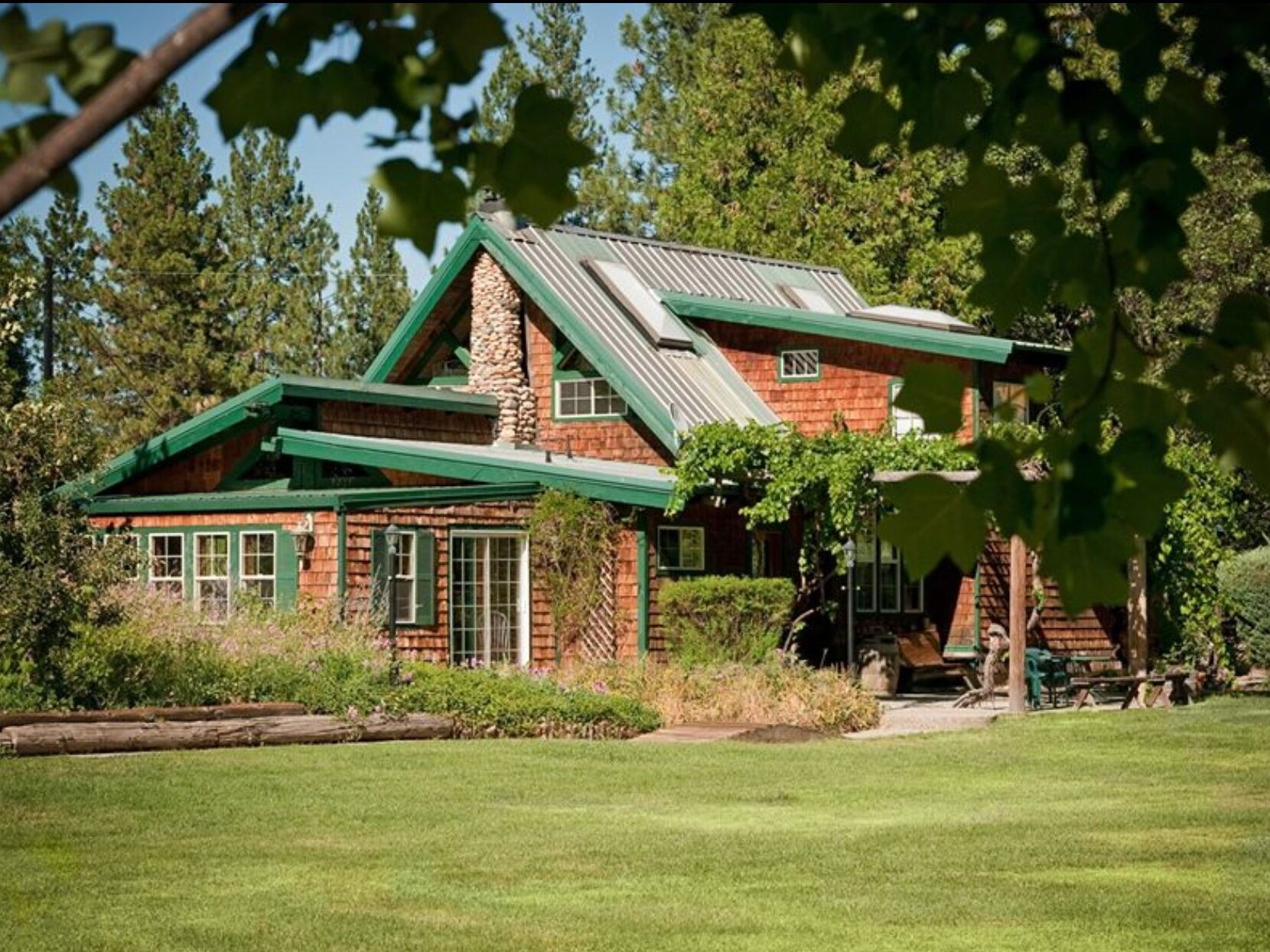 Picture of The Davies Family Inn at Shadowridge Ranch