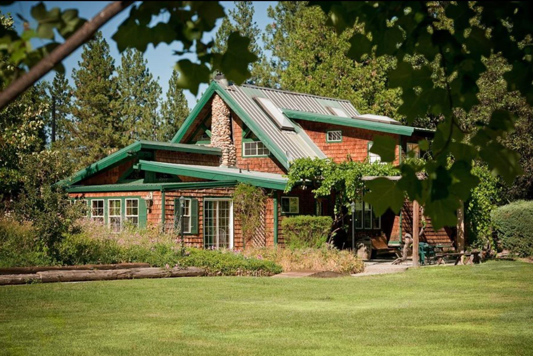 Picture of The Davies Family Inn at Shadowridge Ranch