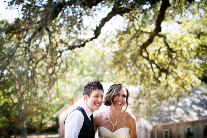 Caitlin Carpenter, 31, a registered nurse and Brooke Goodman, 32, a resident physician met through mutual friends in San Francisco. "Caitlin decided t