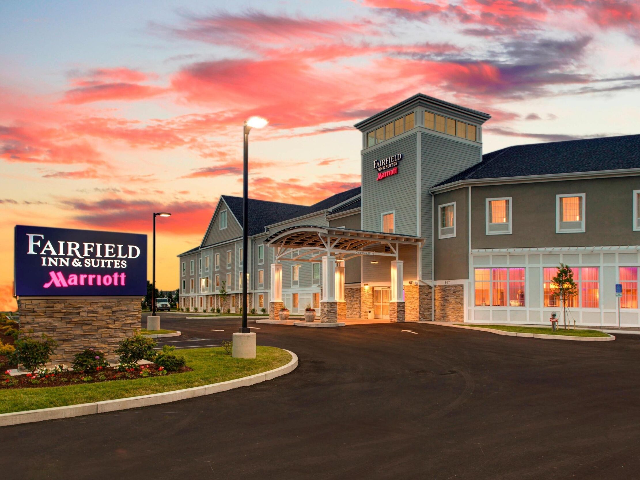 Picture of Fairfield Inn & Suites by Marriott Cape Cod Hyannis