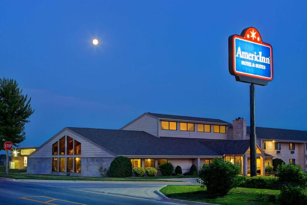 Picture of AmericInn by Wyndham Grundy Center