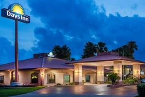 Picture of Days Inn by Wyndham Portland / Corpus Christi