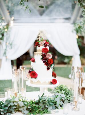 Romantic Tiered Wedding Cake with Gold Details and Roses