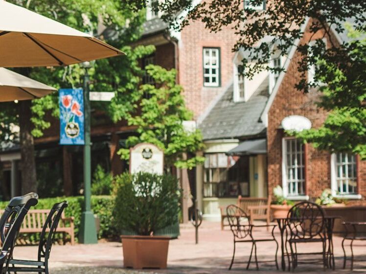 Picture of Colonial Williamsburg's Merchants Square