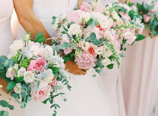 Alyson Pugh (29 and the owner of a PR and marketing agency) and Matthew Tignor’s (36 and a VP of sales) wedding was all about capturing the essence of