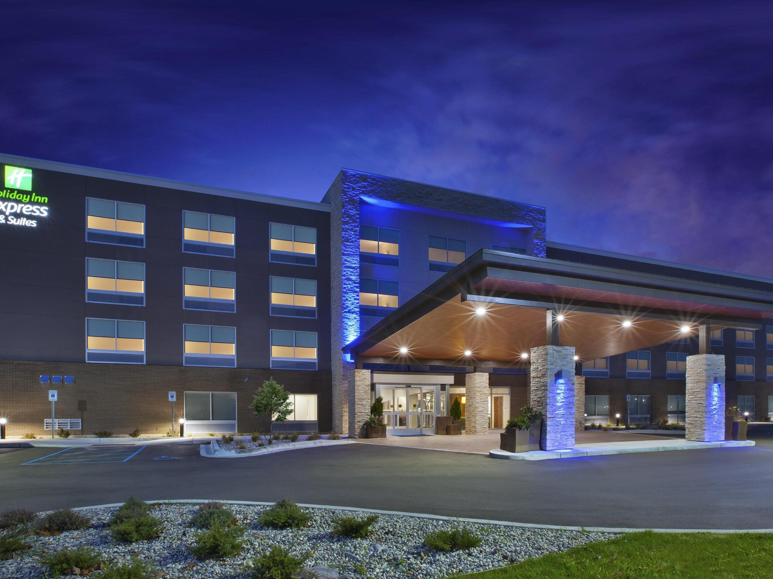 Picture of Holiday Inn Express & Suites Grand Rapids South - Wyoming by IHG