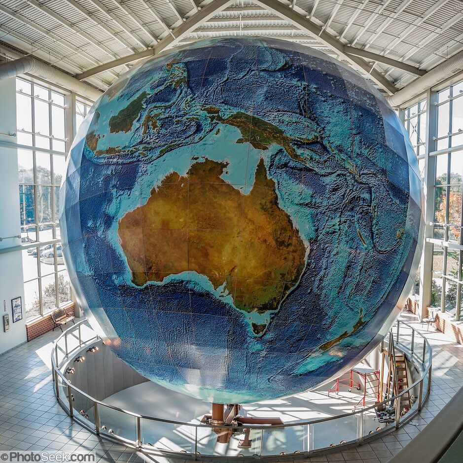 Picture of Eartha Globe