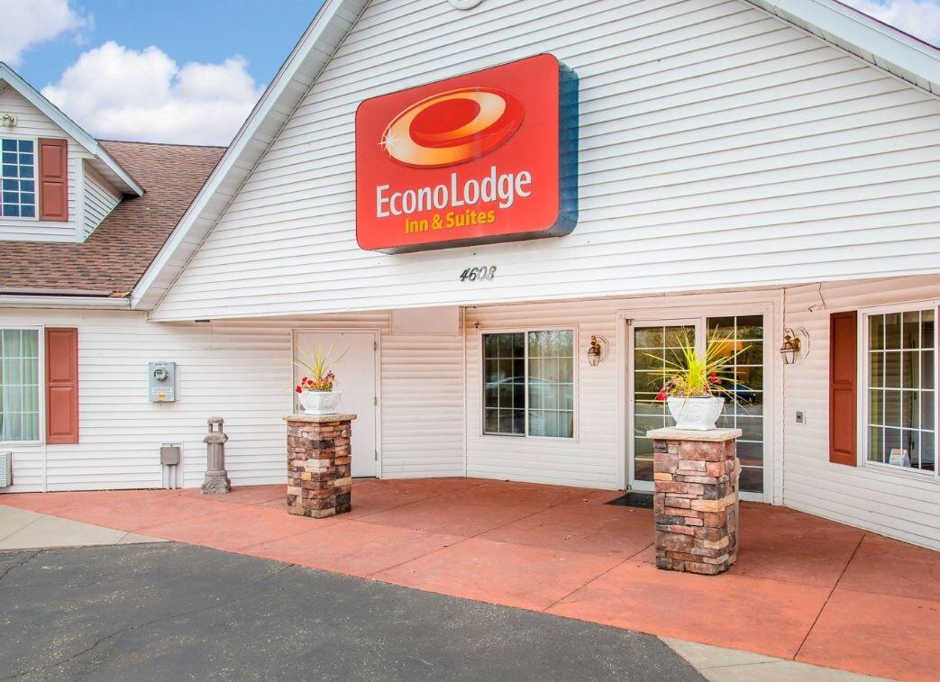 Picture of Econo Lodge Inn & Suites